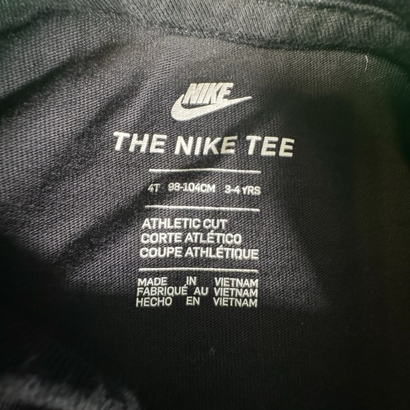 Nike Boys Clothes Lot Sz 4 (XS) Shirts Shorts Pants Athletic Dri-FIT Outfit Set - Picture 3 of 15